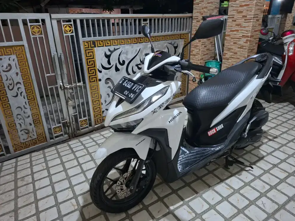 Vario 125 CBS ISS Tahun 2021