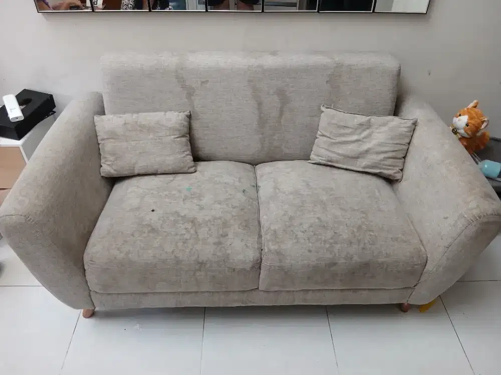 Sofa 2 Seater Empuk Nyaman