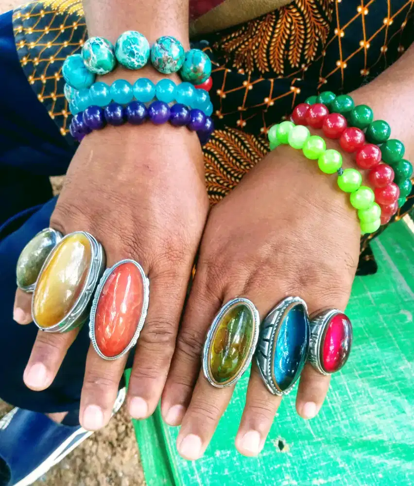 Koleksi pribadi batu akik