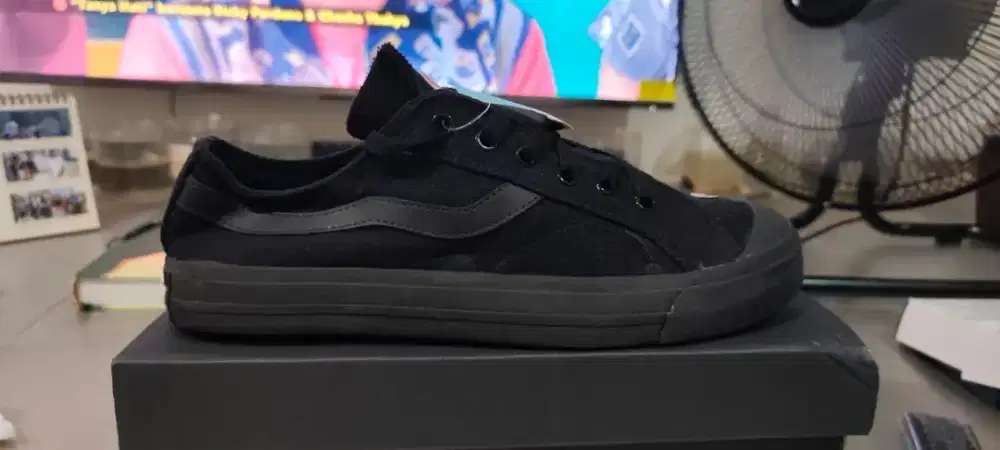 New VENTELA Size 43 - Grade B