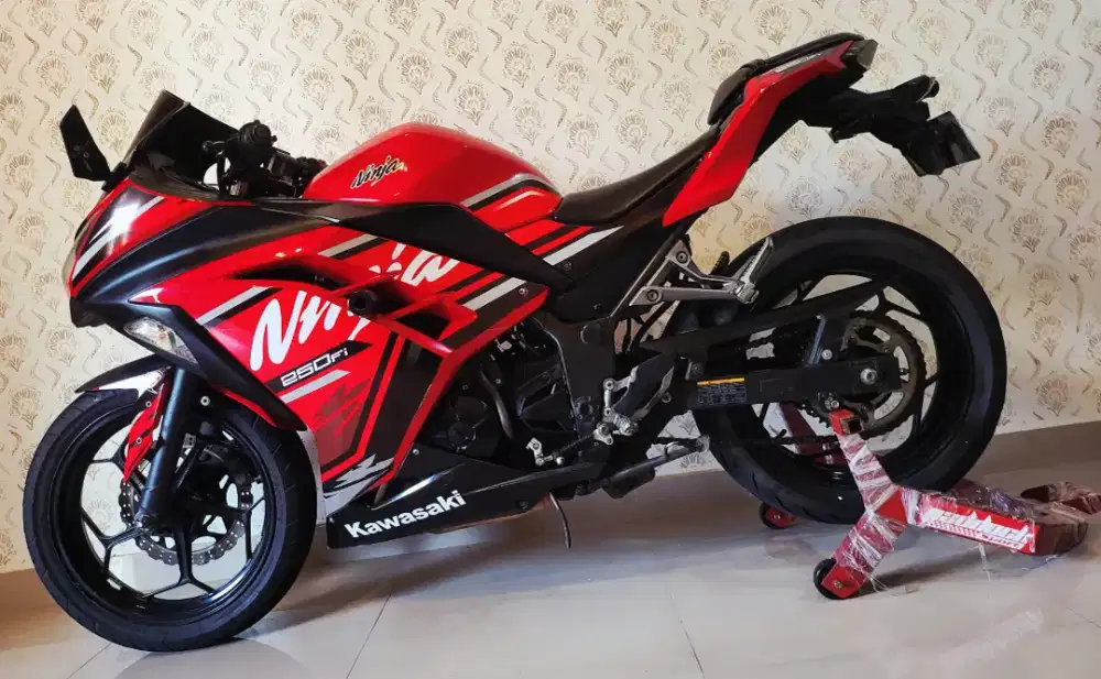 Kawasaki Ninja 250 fi 2017 merah