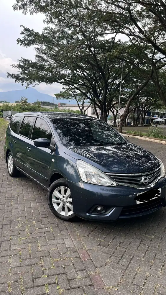 Nissan Grand livina 2015 Bensin