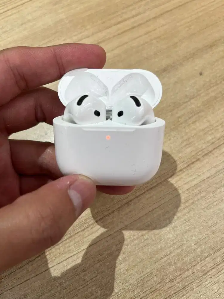 Airpods 4 non ANC
