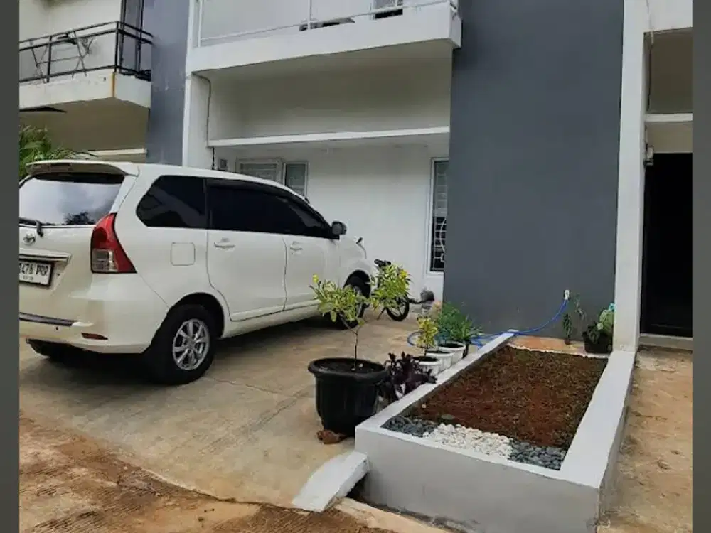2.5 jt all in, free DP, free biaya*. cicilan mulai 3jutaan. 479jt dpt rumah 2 lantai. 3kamar.  nempel Tugu Sawangan, Superindo. 10menit Tol Sawangan.