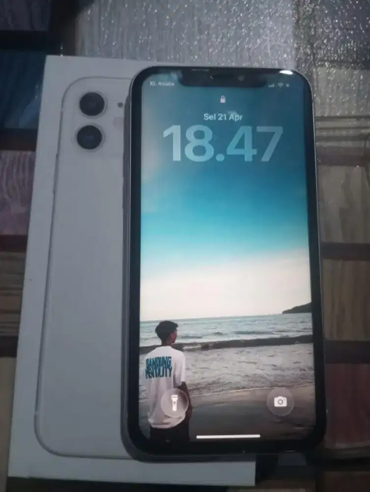 IPHONE 11 64 GB RESMI IBOX