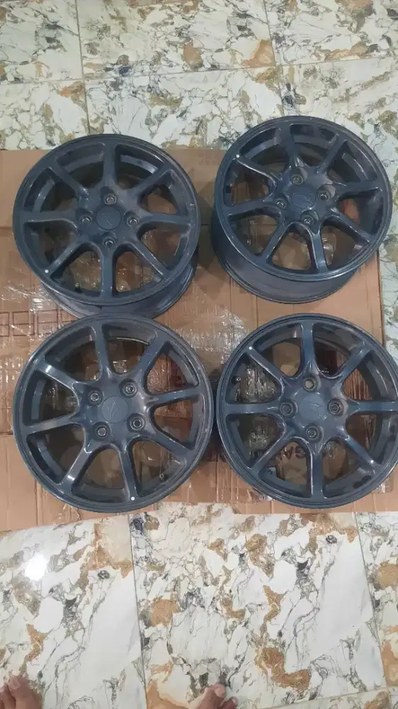 Jual velk daihatshu ayla 2025