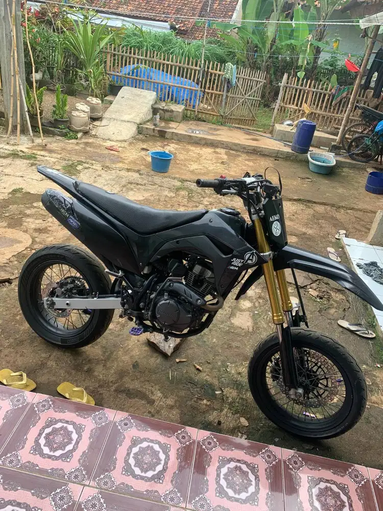 Crf 2021 kumplit