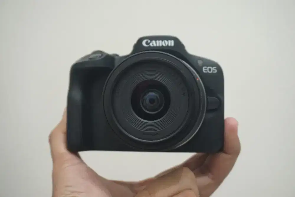 CANON EOS R50 KIT 18-45mm IS STM R 50 KAMERA RF MIRRORLESS