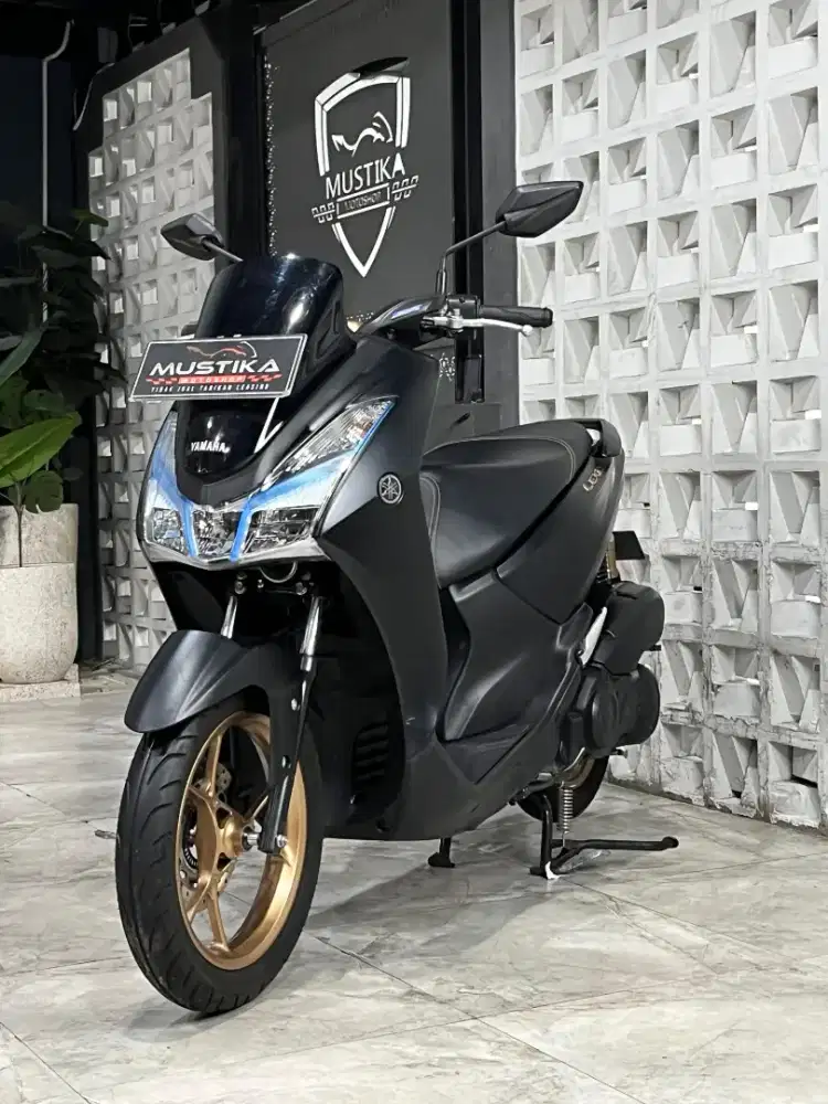 KM 12rb‼️Yamaha Lexi S 125 2022. DANNY Mustika Motor Sulfat