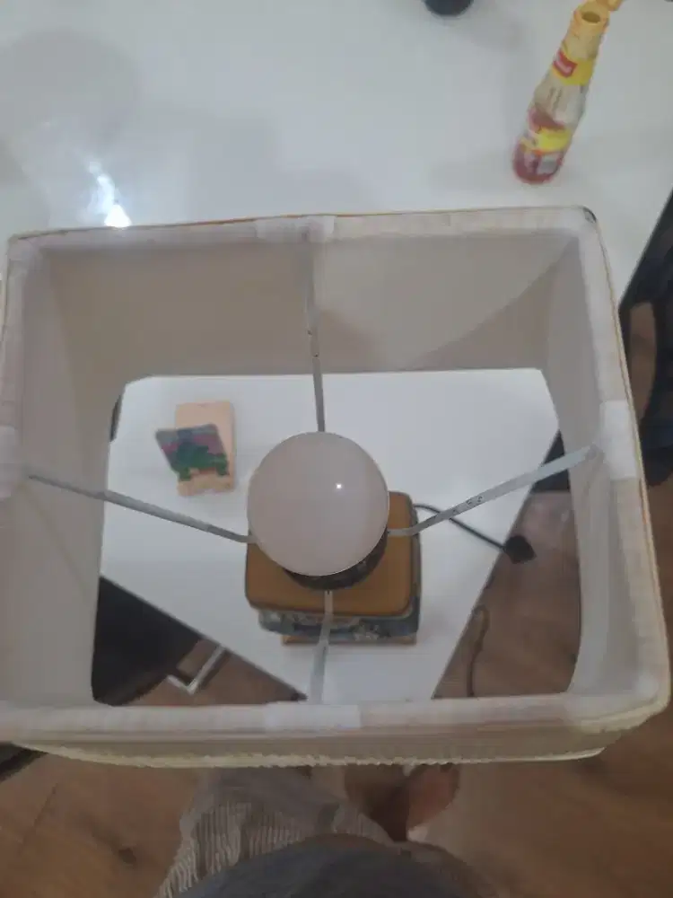 lampu tidur nakas dan dekorasi