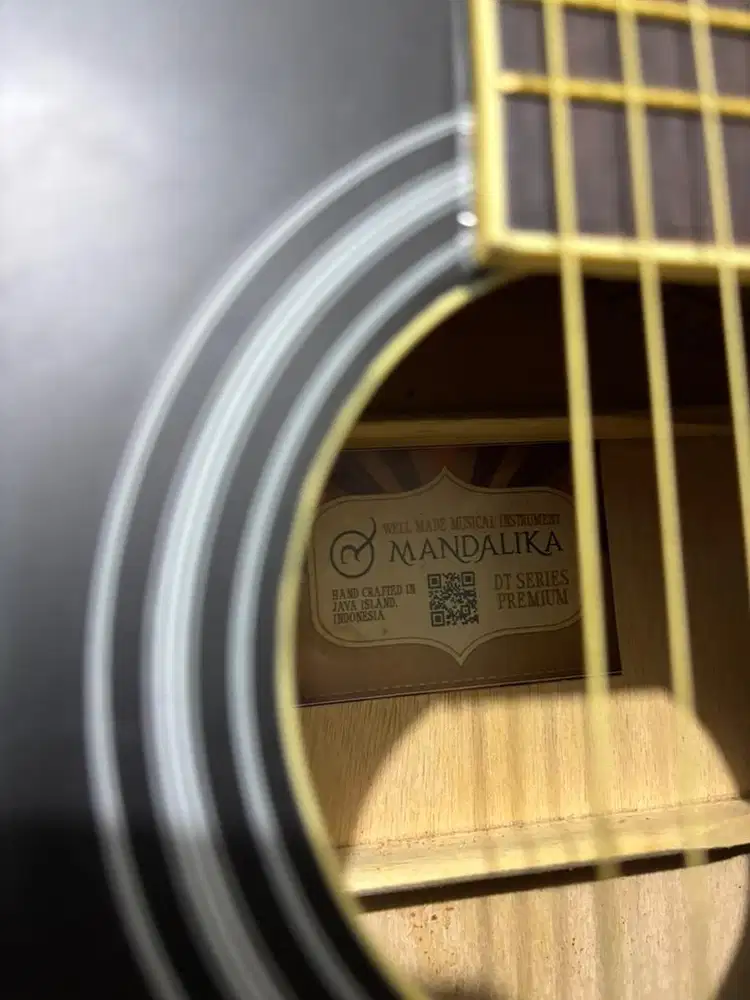 Gitar Akustik Mandalika De Ticco Series