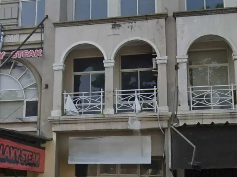 Dijual ruko Boulevard Raya Grand Galaxy City dengan posisi badan
