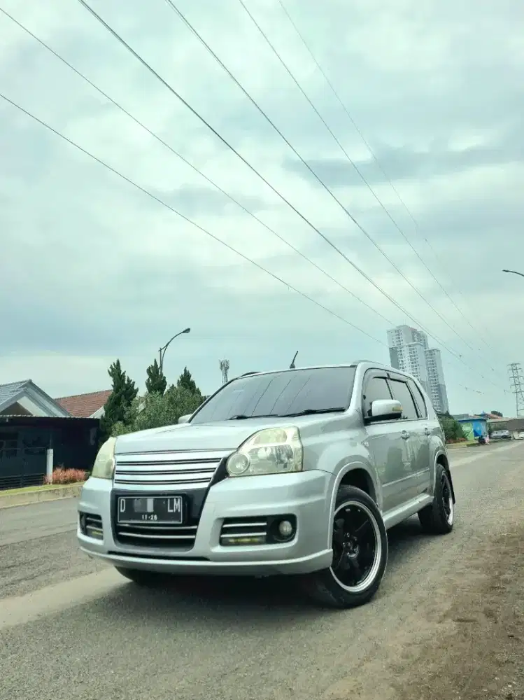 XTRAIL 2.0 AUTECH 2010 SUV MACHO GAGAH MULUS & TERAWAT