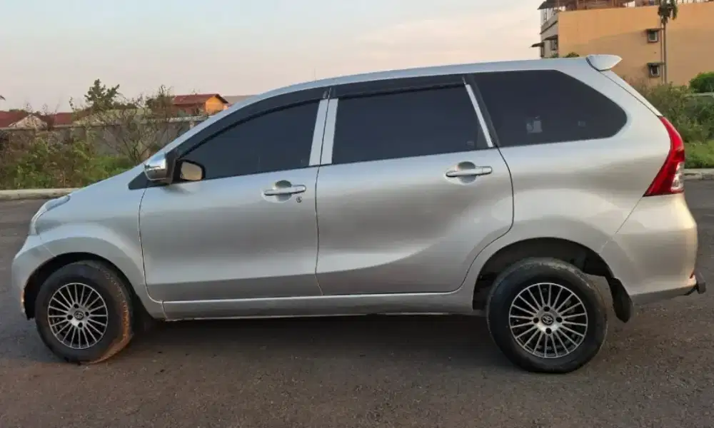 Jual murah avanza new 2013 airbag