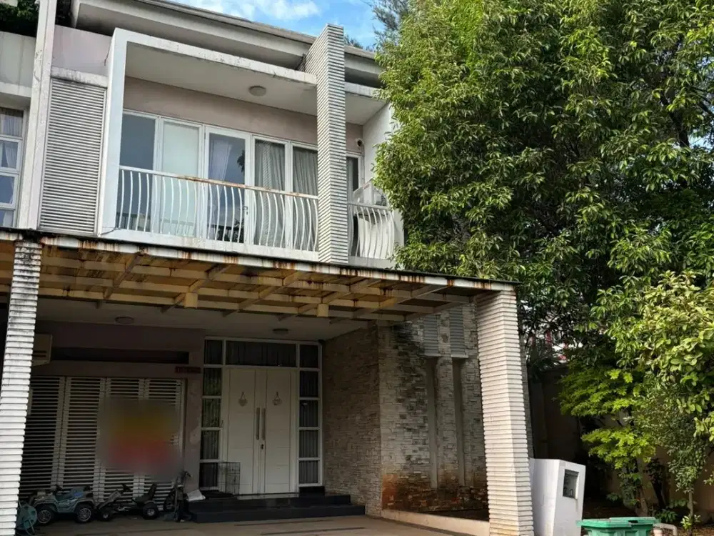 Dijual rumah bagus posisi hook di Grand Orchard Clover Kelapa Gading