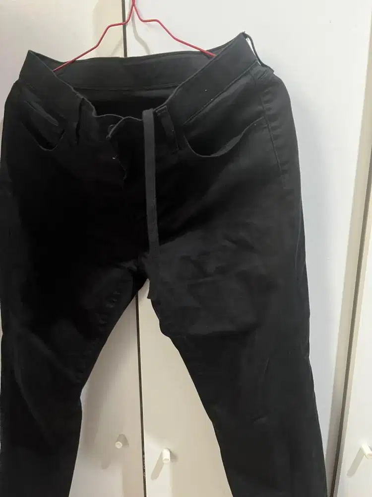 Uniqlo Pants 4 Man