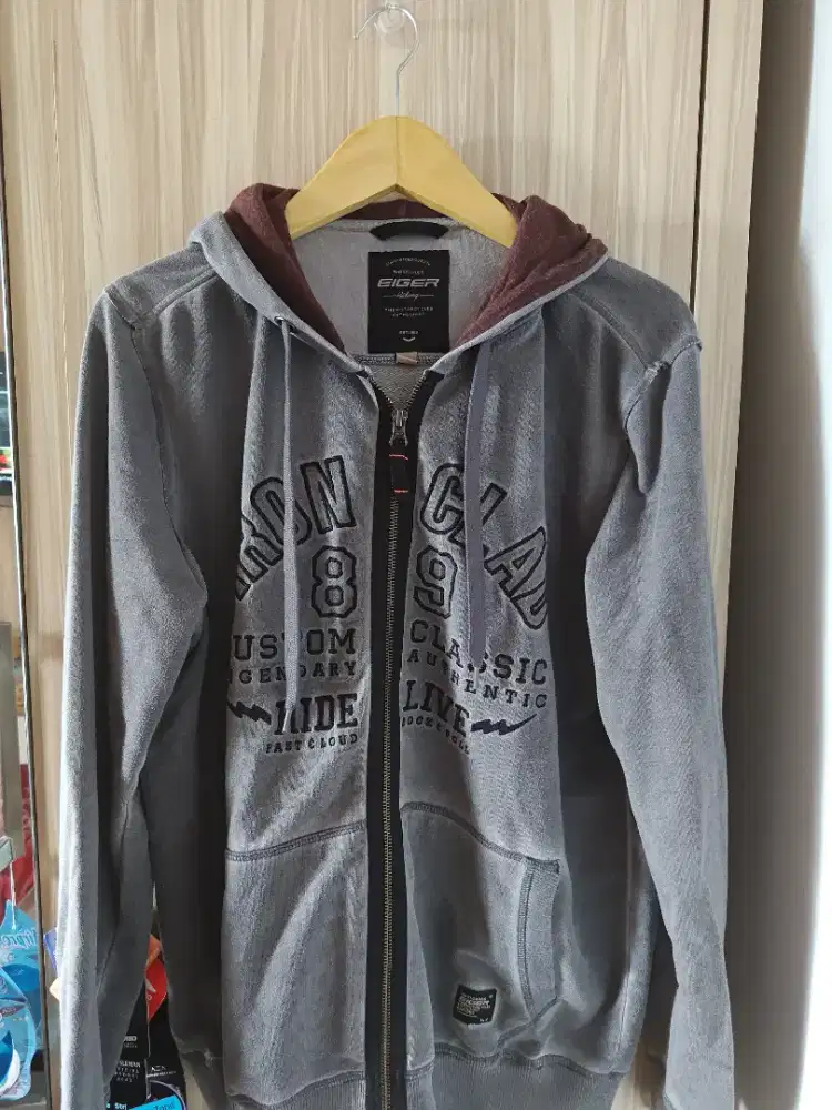 Jaket Preloved Hoodie Eiger