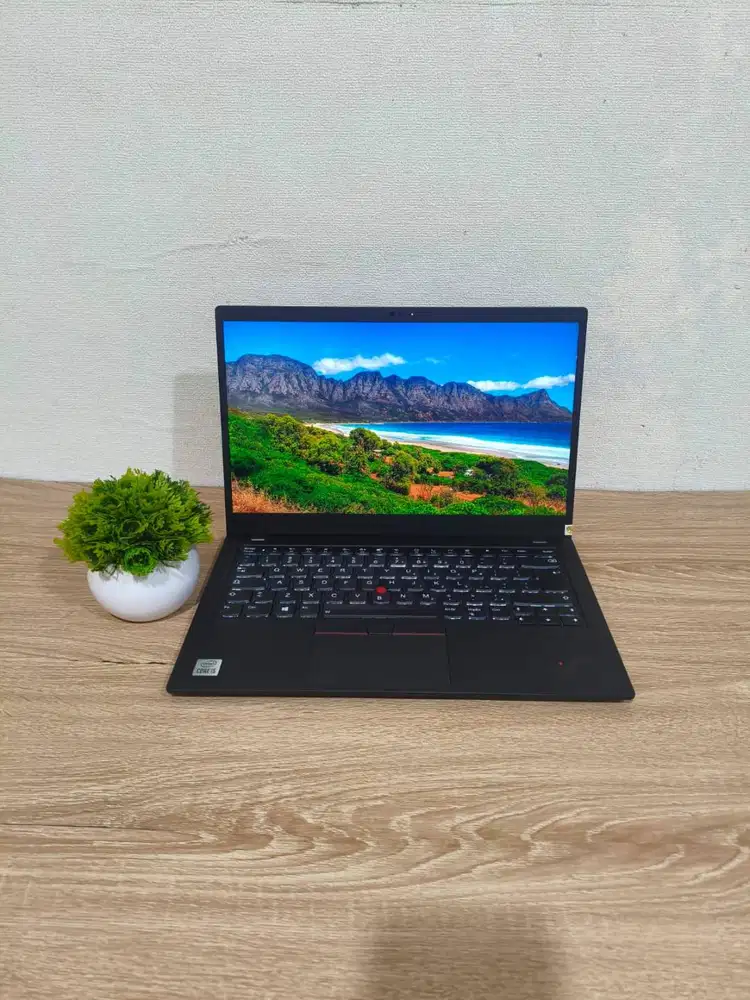 Laptop Lenovo Thinkpad X1 Carbon i5 gen 10 RAM 8/256GB 14 Backlight