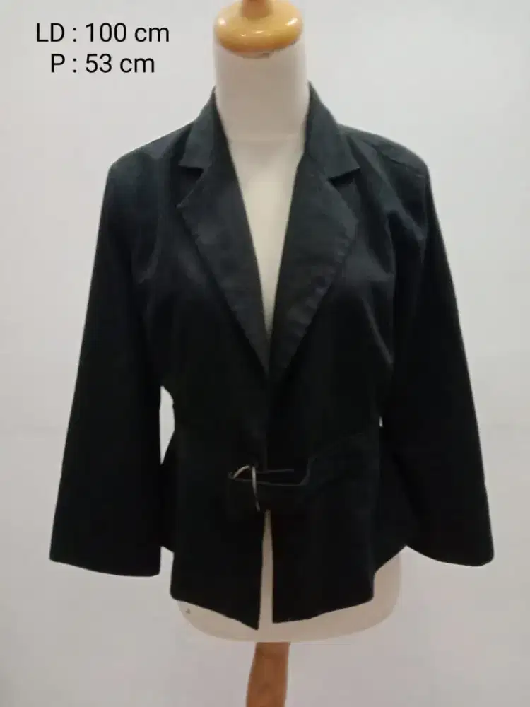 Blazer Formal Merk Atmosphere Preloved