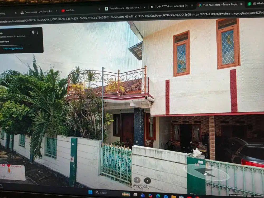 BUTUH. DIJUAL CEPATDAN MURAH  RUMAH LUAS MAU PINDAH