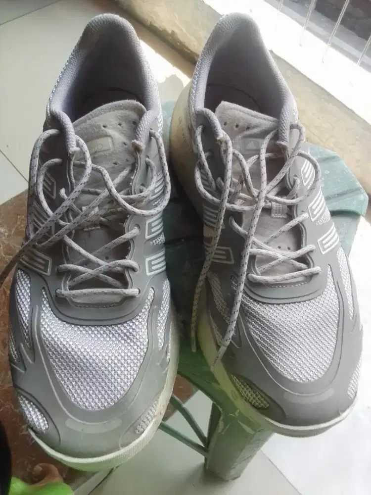 ADIDAS ADIZERO ARUKU SIZE 44