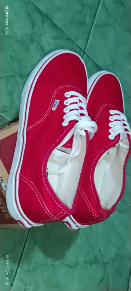 Vans autentic red