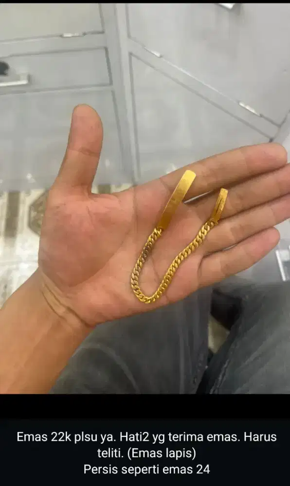 Terima emas dan jam mewah