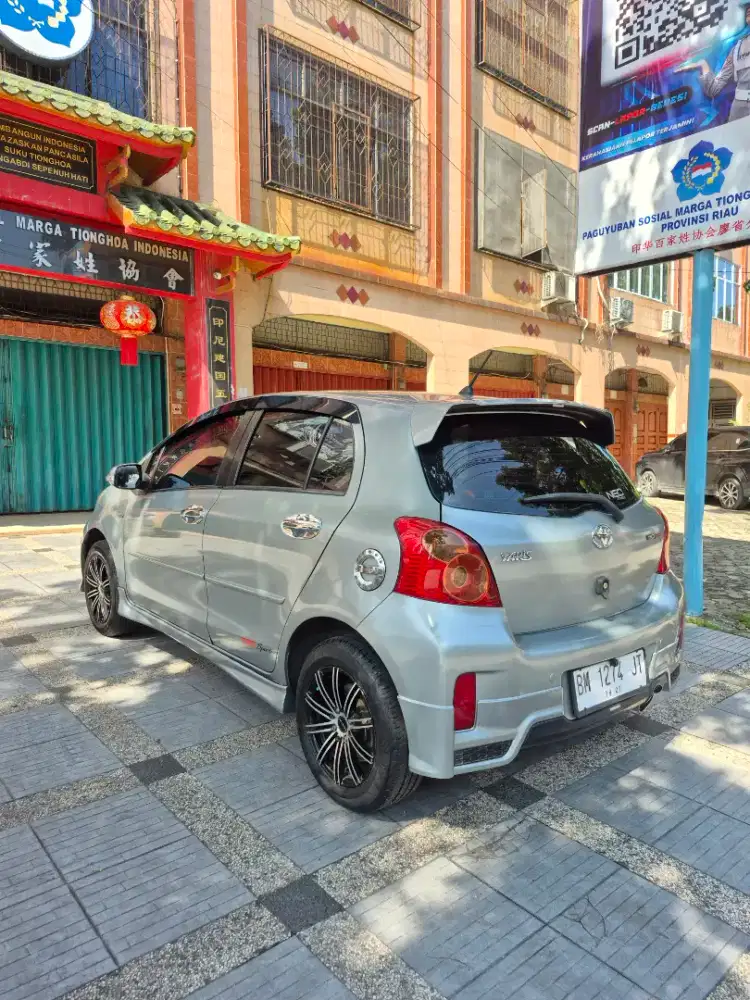 Yaris s trd 2012 km low