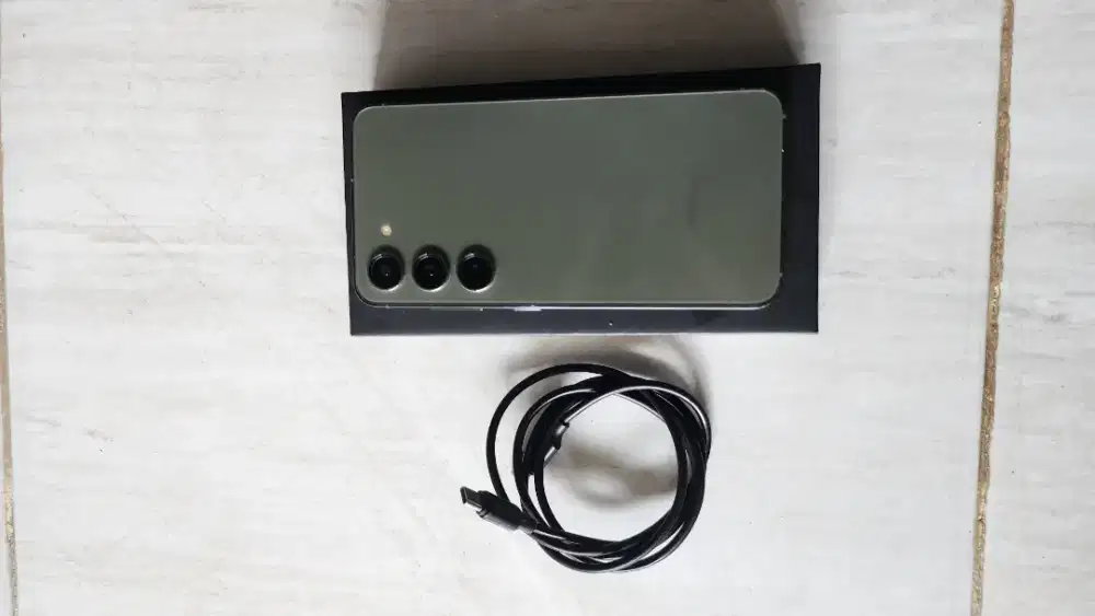 Jual/TT Samsung S23 8/256