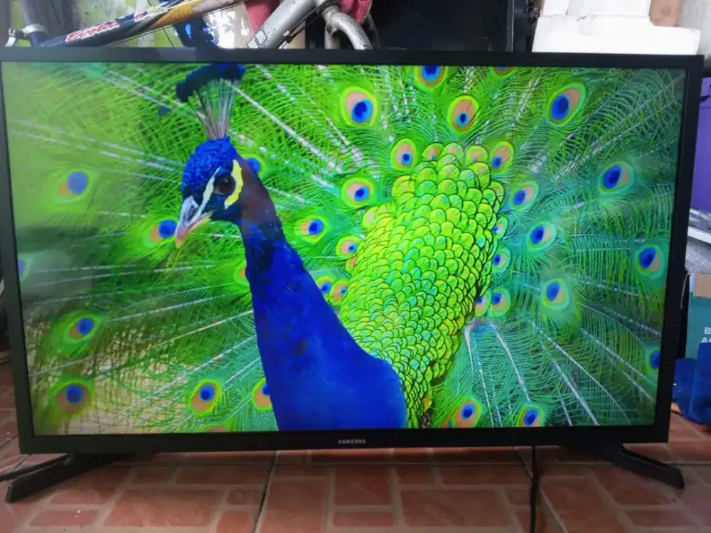Samsung Smart Tizen 32 inch