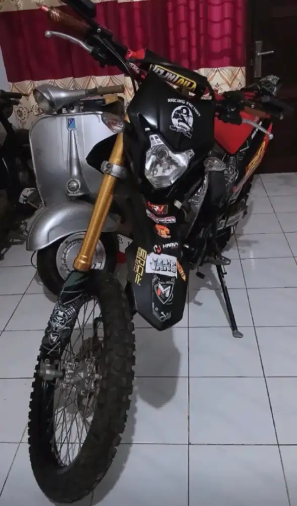 Honda crf pajak hidup kaleng panjang