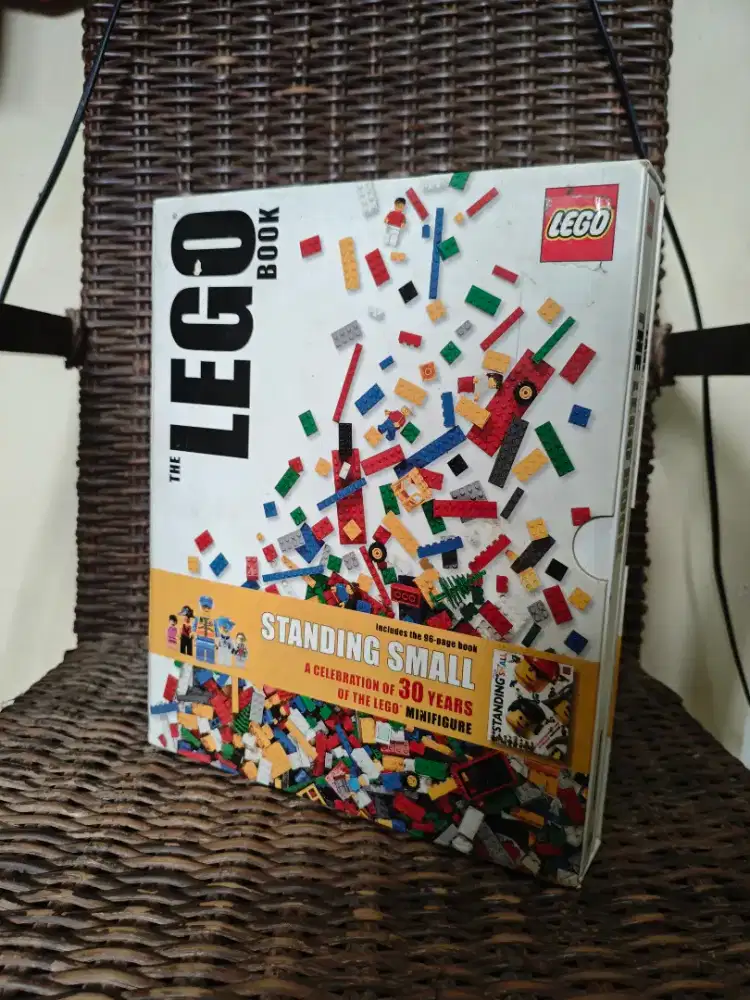 The Lego Book (bundle isi 2 buku)