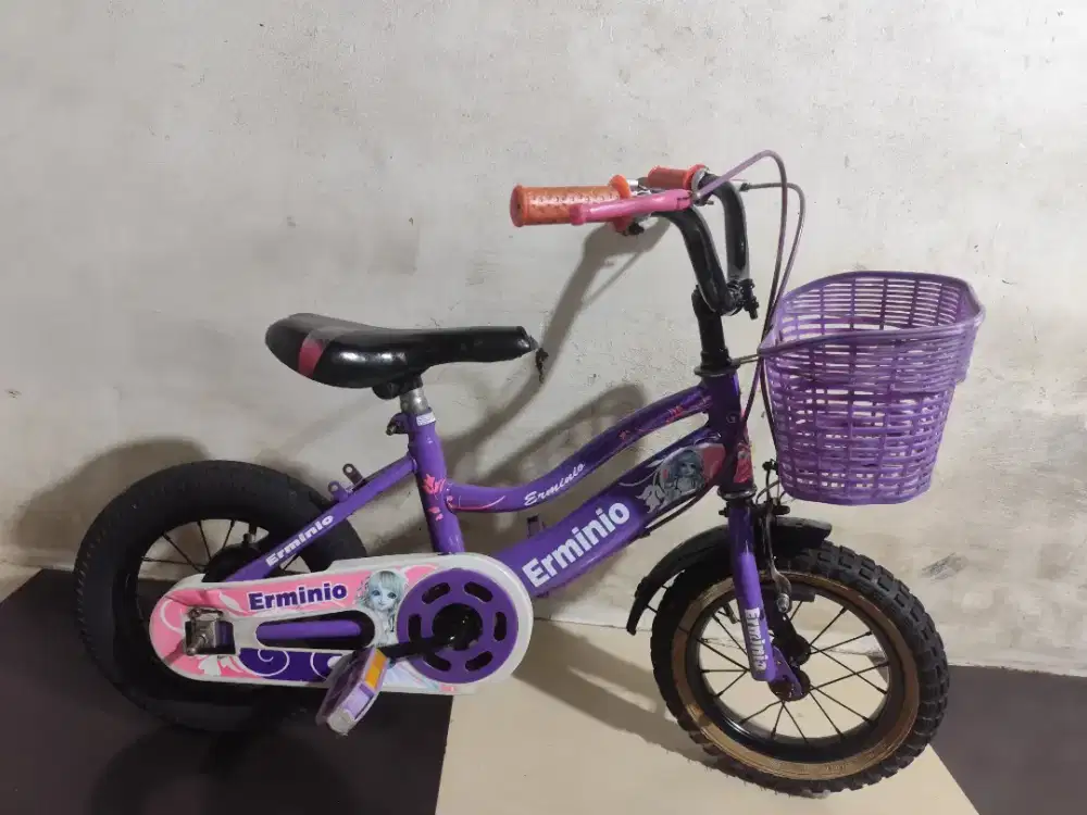 Sepeda mini ukuran 12 siap pakai