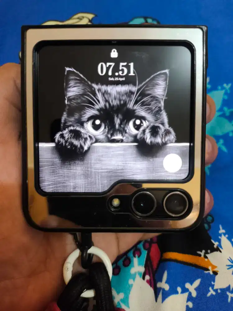 SAMSUNG GALAXY Z FLIP 5 8/512 RESMI - SECOND