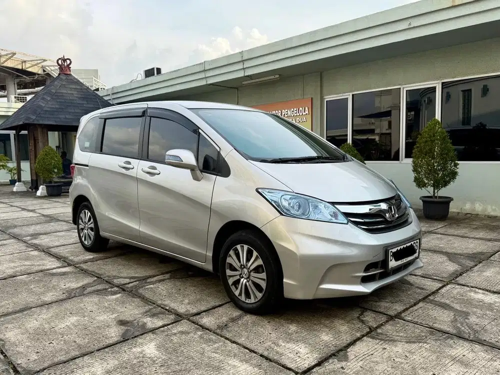 Honda Freed 1.5 E PSD 2012 Low KM 112RB
