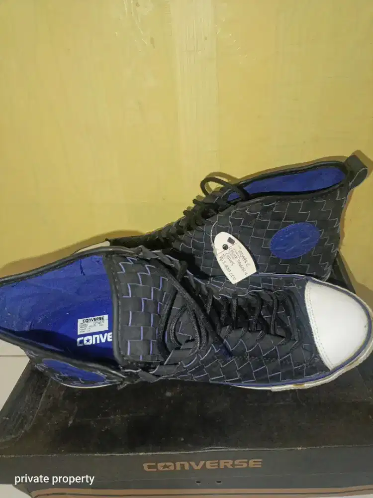 CONVERSE Chuck Tylor size 10/44