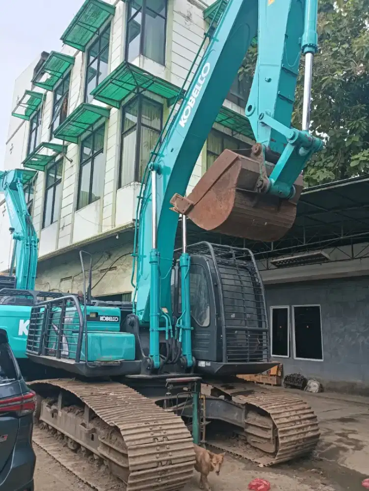 Excavator Kobelco SK200-8 Tahun 2015