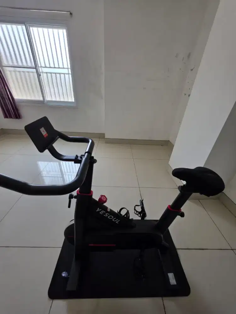 Yesoul C1H Sepeda Statis Spinning Bike Magnetic- Hitam
