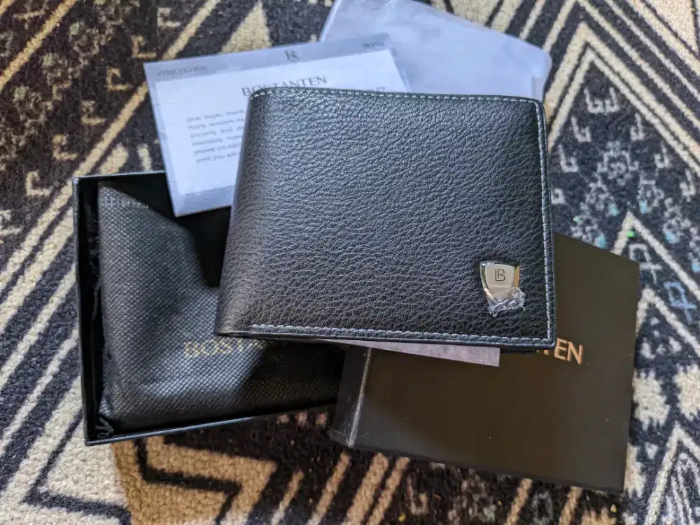 Dompet bostanten baru jual rugi