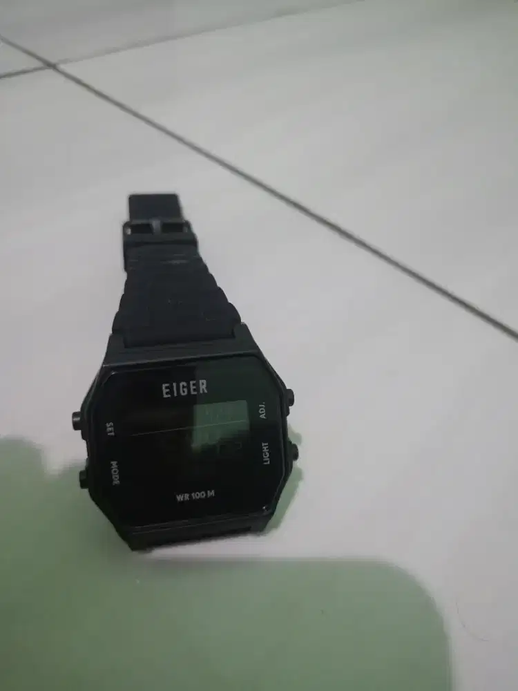 Jam tangan Provo Eiger original