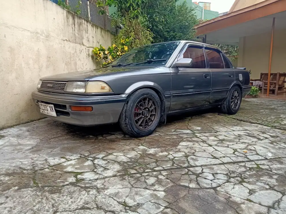 Toyota Twincam 1990 Bensin