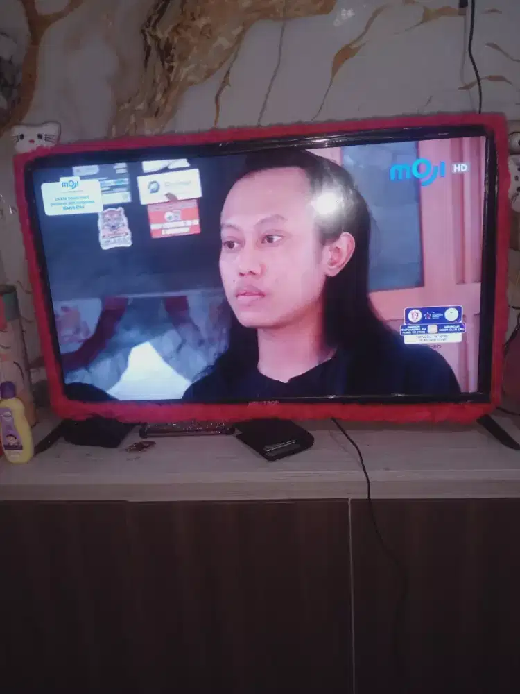 polytron 32inch no minus