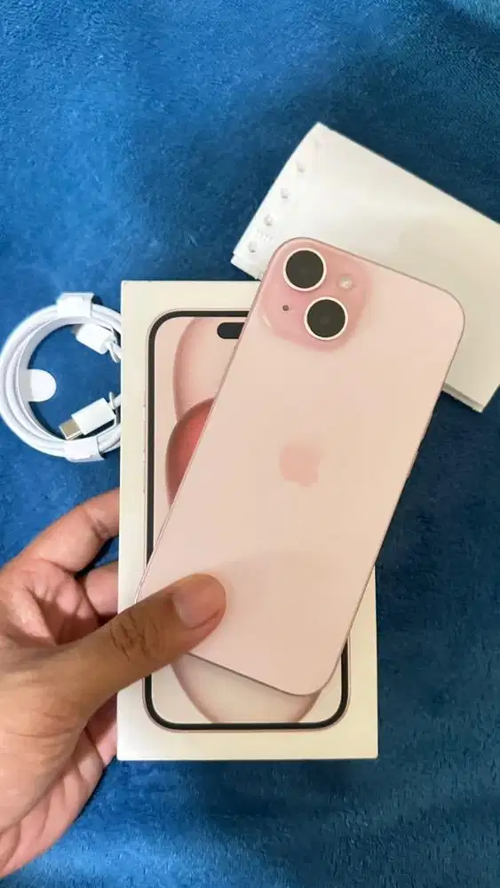 IPHONE 15 PINK 256GB RESMI IBOX GARANSI AKTIF