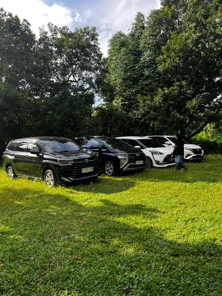 Rental mobil matic lepas kunci 24 jam