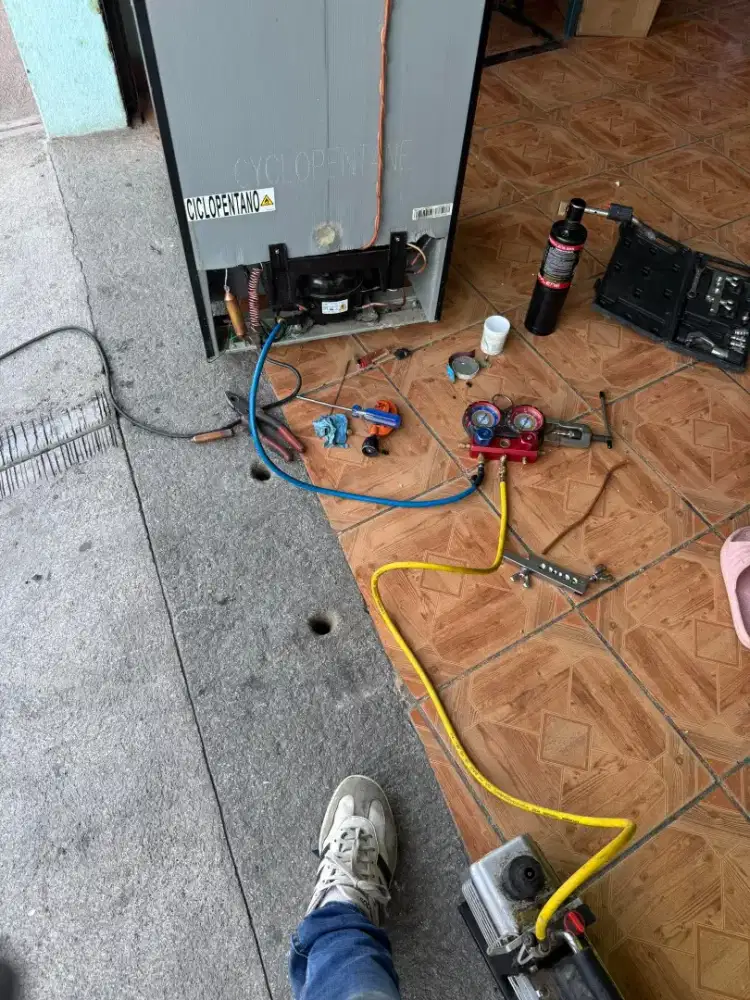 SERVICE KULKAS DAN FREZER TERDEKAT