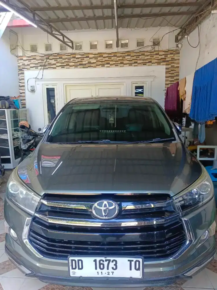 INNOVA VENTURER MATIC BENSIN 2017