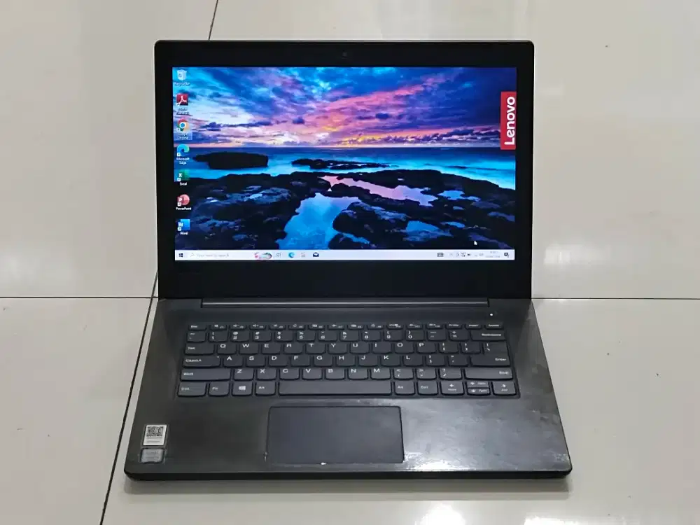 Lenovo v130-14Ikb intel core i3 gen 7 ram 8 gb ssd 512 gb