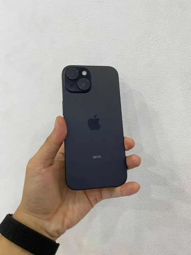 iPhone 15 128gb iBox