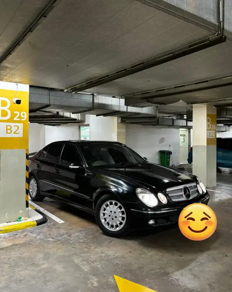 Mercedes Benz e240 w211