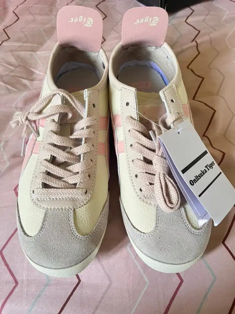 ONITSUKA TIGER MEXICO 66 GINGER PEACH